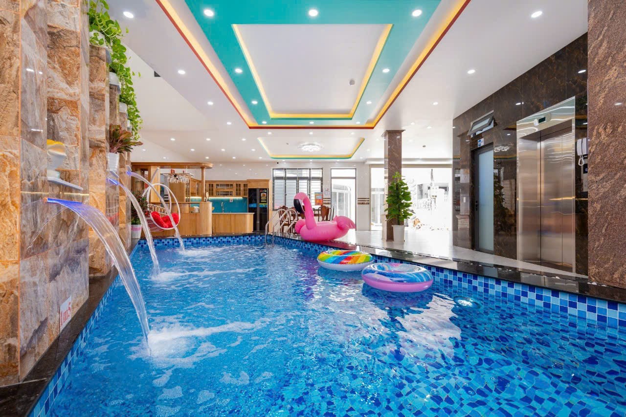 Villa Thùy Vân Vũng Tàu gần biển có hồ bơi và karaoke